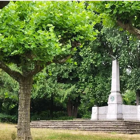 Charmantes 2-etagen Haeuschen- Koeln-phantasialand Хюрт