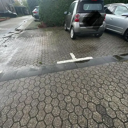 Appartement Charmantes 2-etagen Haeuschen- Koeln-phantasialand Hürth